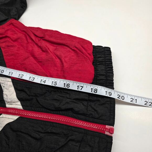 VTG 90s Chicago Bulls Windbreaker Jacket Youth 17X19 Team Athletics MJ Jordan - Picture 10 of 10
